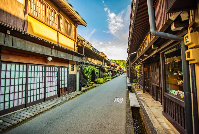 【日本 一人成團系列】高山白川鄉一日遊：漫步高山古街、探訪合掌村｜含嚴選飛驒旨豚｜名古屋出發