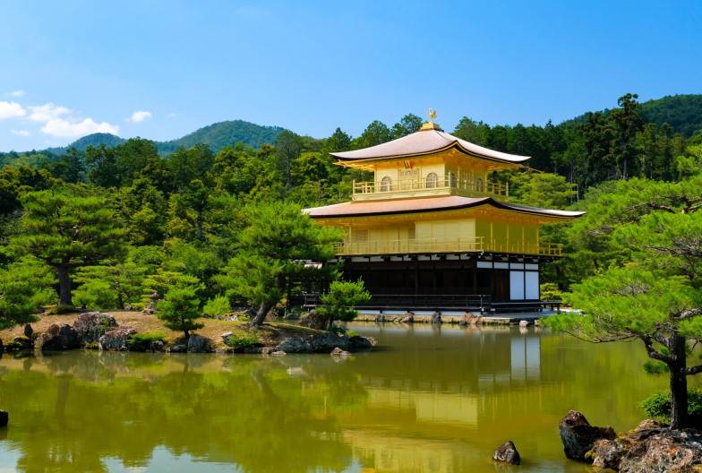 【京都世界遺產一日遊】金閣寺＆嵐山＆三十三間堂＆清水寺＆含頂級和牛神戶牛涮涮鍋｜大阪難波・京都出發