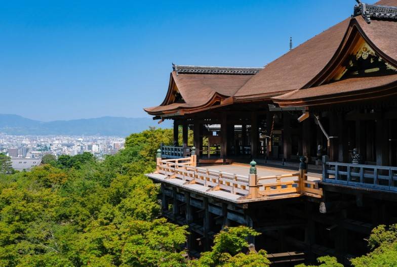 【京都世界遺產一日遊】金閣寺＆嵐山＆三十三間堂＆清水寺＆含A5 頂級和牛 神戶牛壽喜燒丼｜大阪難波・京都出發